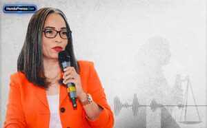 Castellanos arremete contra excúpula podrida del Congreso