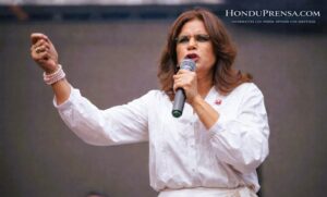 Rixi Moncada sacude debate por carburantes