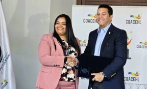 COACEHL firma convenio estratégico con AMDC