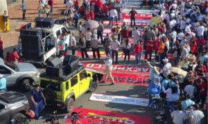 Trabajadores marchan contra manipulación política del 1 de Mayo