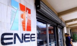 ENEE fija en 15 días el plazo de pago de energía