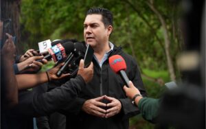 Multas a quienes despilfarren de agua en la capital