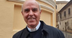 Papa León designa a Patricio Larrosa obispo para Danlí