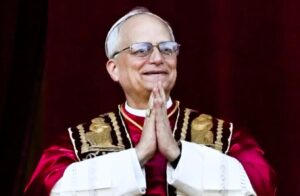 León XIV, un papa en busca de unidad en la Iglesia en su primer año de pontificado