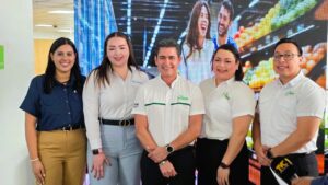 La Colonia lanza Carretazo mundialista con Ficohsa