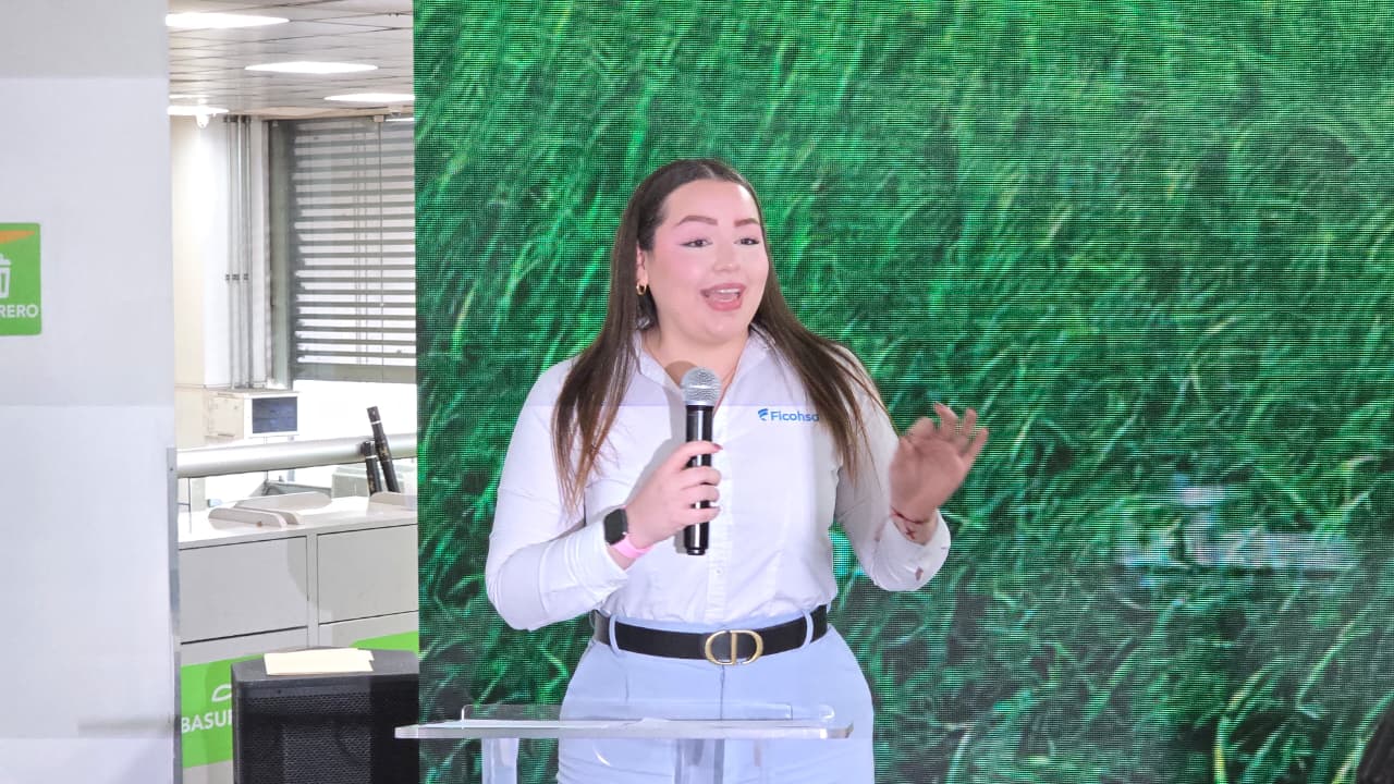 María Belén Rodríguez, Especialista en Pasivos de Banco Ficohsa
