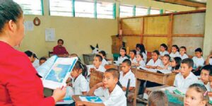 Secretaría de Educación pide al magisterio evitar suspensión de clases