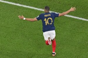 Mbappé, estelar: los dos récords que rompió en el inicio del Mundial