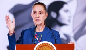 México plantea eliminar doble nacionalidad para candidatos