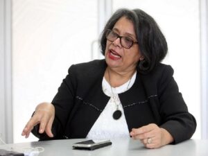 Castellanos alerta por politización de reforma energética