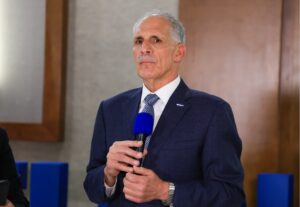 Asfura expresa solidaridad con Colombia