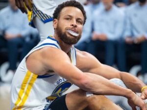 Stephen Curry se enfrenta a la desolación