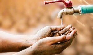 Crisis del agua obliga a racionar el servicio en la capital