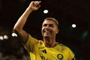 Cristiano Ronaldo anota y se acerca a los mil goles