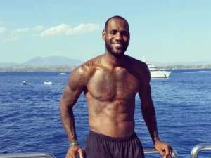 ¡Nunca se irá! A sus 41 años LeBron James sigue brillando