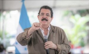 Zelaya arremete contra las nuevas reformas energéticas