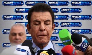 Nasralla mueve fichas en Partido Liberal con mira presidencial