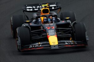 Red Bull y Verstappen contentos