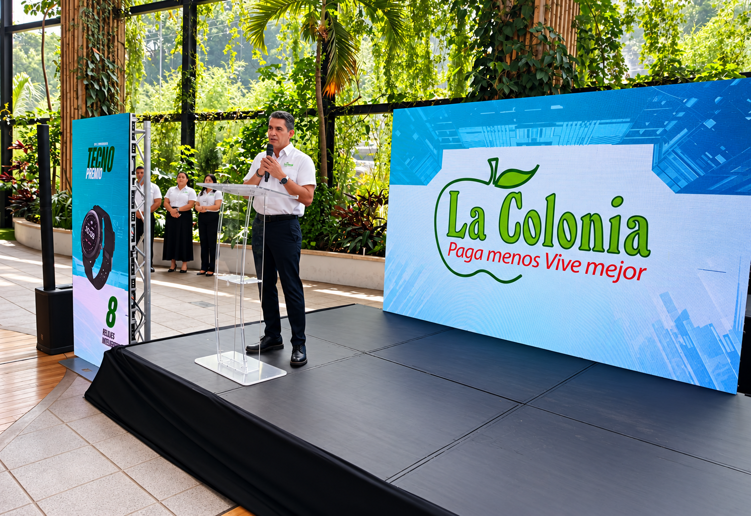 Harold Lovo, gerente de mercadeo de Supermercados La Colonia